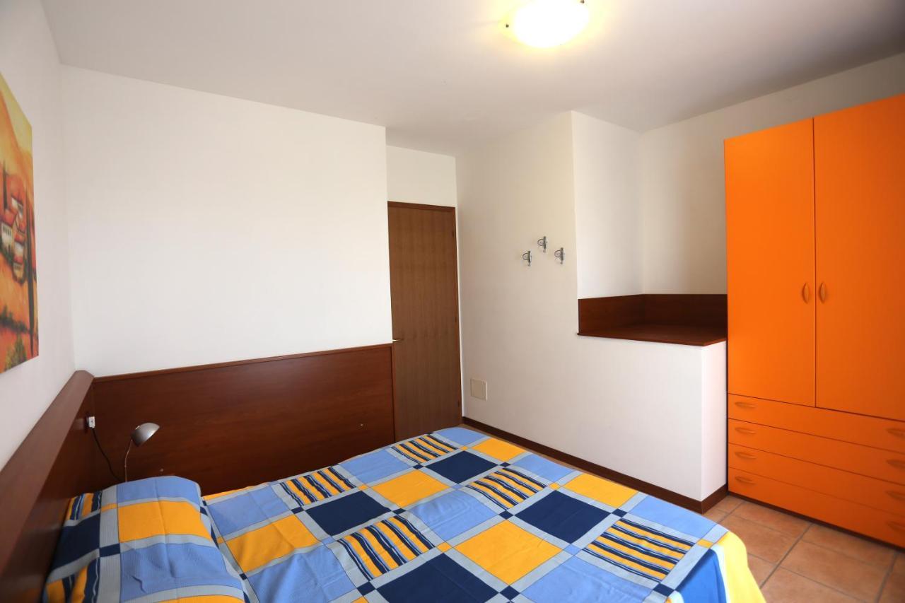 Altanea Residences Con Piscina Каорле Екстер'єр фото